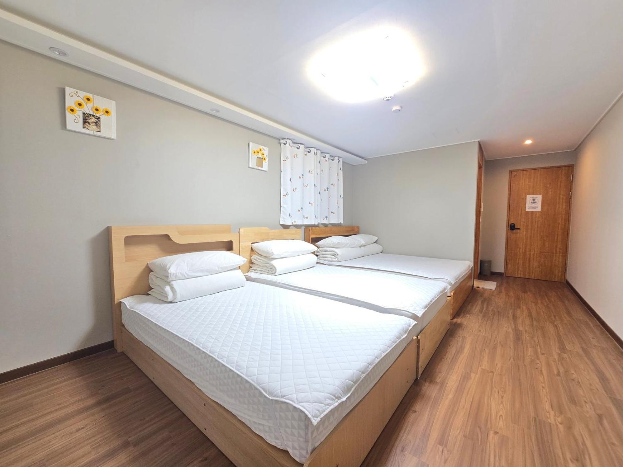 Incheon Airport Guesthouse L Exterior photo